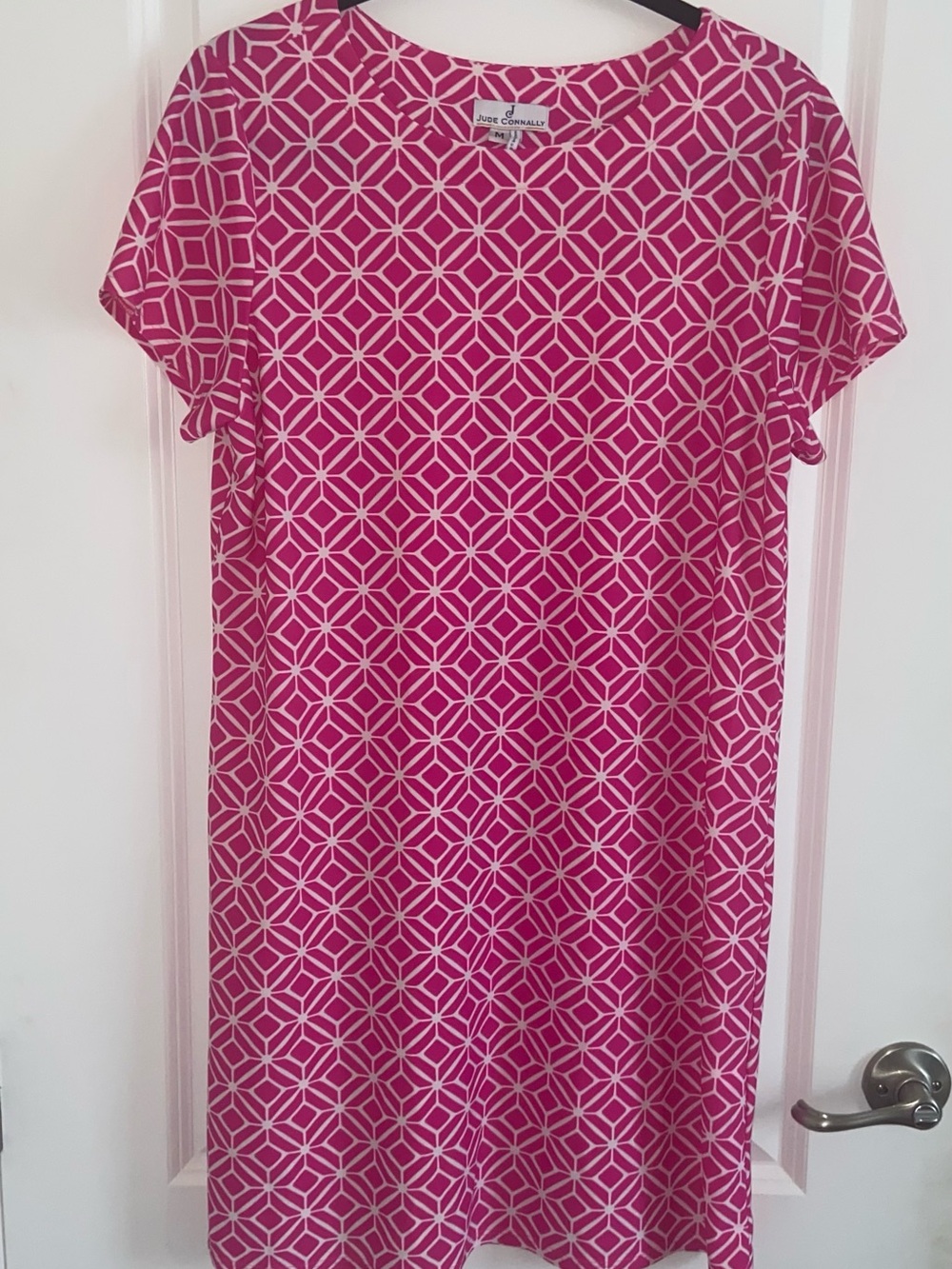 Jude Connally Pink & White
Geometric Shift Dress Size M
NWOT